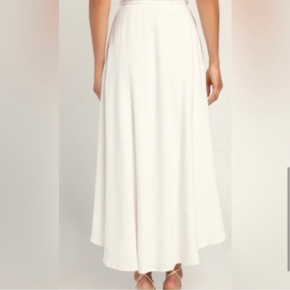Lulu’s Best Beginnings Button-Front Midi Skirt NWT Size XS in Ivory - Picture 8 of 9